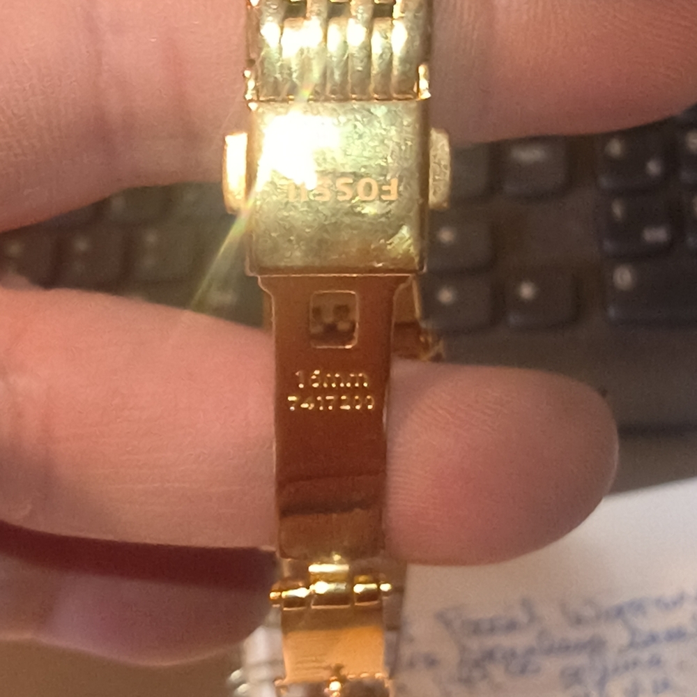 Fossil Women's Lyric Three Hand Rose Gold Tone Stainless Steel Watch ES4720 - Picture 3 of 12